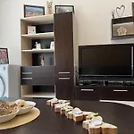 Апартаменты Ideal Center By The Park - Walk To Kapana Пловдив