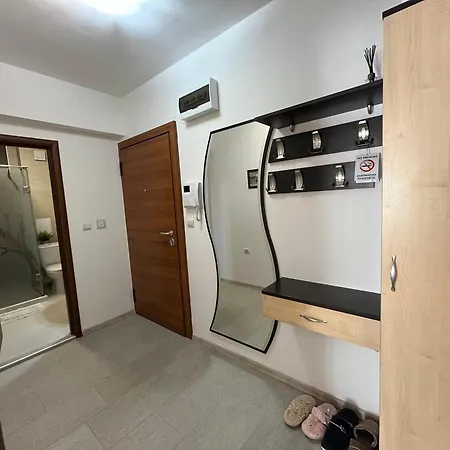 Cozy In Apartment